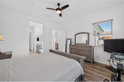 11890 Sagecrest Court, Corona, CA 92883 - Photo 24