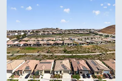 11890 Sagecrest Court, Corona, CA 92883 - Photo 48