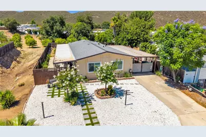 34663 The Farm, Wildomar, CA 92595 - Photo 2