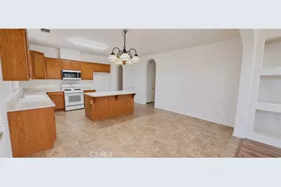 12302 Andrea Drive, Victorville, CA 92392 - Photo 8