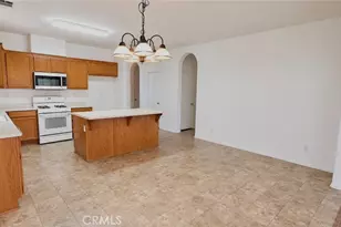 12302 Andrea Dr, Victorville, CA 92392 - Photo 8