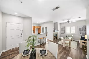 26466 Arboretum Way, Murrieta, CA 92563 - Photo 2
