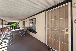 1300 W Menlo Ave, Hemet, CA 92543 - Photo 4