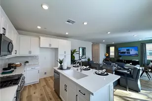 34311 Chelsie Ln, Yucaipa, CA 92399 - Photo 8