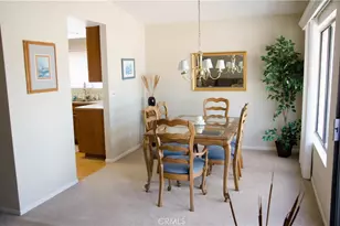 25408 Pistache Ct, Murrieta, CA 92563 - Photo 10