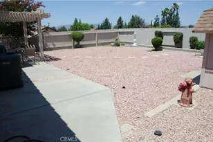 25408 Pistache Ct, Murrieta, CA 92563 - Photo 22