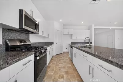 30699 Pitch Pine Dr, Homeland, CA 92548 - Photo 16