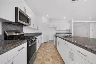 30699 Pitch Pne Dr, Homeland, CA 92548 - Photo 16