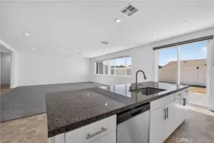 30699 Pitch Pne Dr, Homeland, CA 92548 - Photo 14