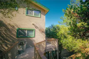 1239 Yosemite, Lake Arrowhead, CA 92352 - Photo 32