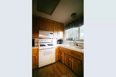 1239 Yosemite, Lake Arrowhead, CA 92352 - Photo 10