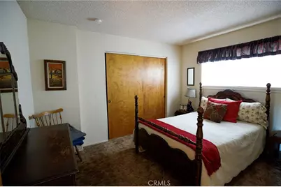 1239 Yosemite, Lake Arrowhead, CA 92352 - Photo 14