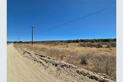 3 Terwilliger, Anza, CA 92539 - Photo 8