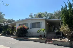 4747 Oak Crest Road, Fallbrook, CA 92028 - Photo 2