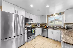 25931 McCall Blvd, Sun City, CA 92586 - Photo 12