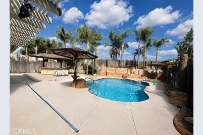 5914 Honeysuckle, San Bernardino, CA 92407 - Photo 2