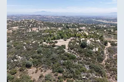 1 Calle Paramo, Murrieta, CA 92562 - Photo 42