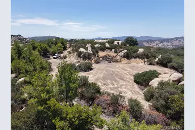 1 Calle Paramo, Murrieta, CA 92562 - Photo 30