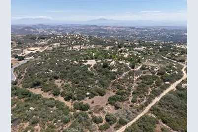 1 Calle Paramo, Murrieta, CA 92562 - Photo 40