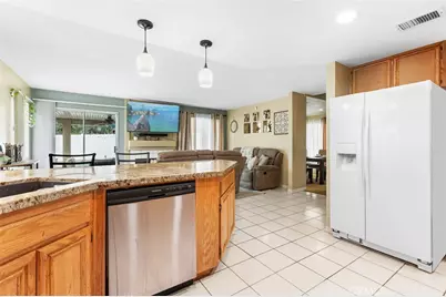 39885 Wild Canary Ln, Murrieta, CA 92562 - Photo 8