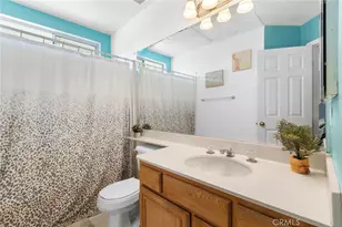 39885 Wild Canary Ln, Murrieta, CA 92562 - Photo 12