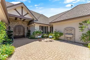 22121 Lynx Ct, Murrieta, CA 92562 - Photo 2