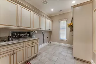 22121 Lynx Ct, Murrieta, CA 92562 - Photo 30