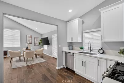 39747 Old Carriage, Murrieta, CA 92563 - Photo 14
