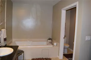 301 Mission Ave, Oceanside, CA 92054 - Photo 22