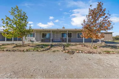 1998 Cambria Avenue, Landers, CA 92285 - Photo 2
