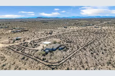 1998 Cambria Avenue, Landers, CA 92285 - Photo 42