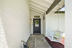 39771 Old Carriage, Murrieta, CA 92563 - Photo 6