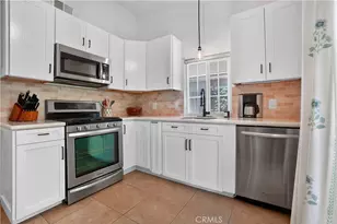 39771 Old Carriage, Murrieta, CA 92563 - Photo 14