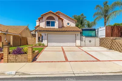 137 S Nebraska, Lake Elsinore, CA 92530 - Photo 2