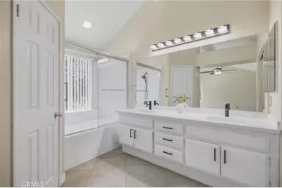 33 Fuente, Rancho Santa Margarita, CA 92688 - Photo 26