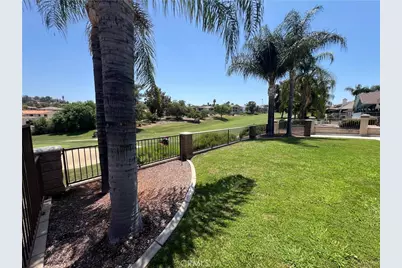 23295 Continental Drive, Canyon Lake, CA 92587 - Photo 14