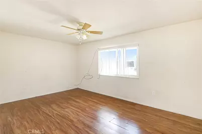 28410 E Worcester Road, Sun City, CA 92586 - Photo 8