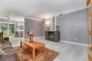 19368 Ave Of The Oaks, Newhall, CA 91321 - Photo 8