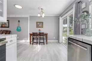 19368 Ave Of The Oaks, Newhall, CA 91321 - Photo 12