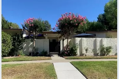 19368 Avenue Of The Oaks, Newhall, CA 91321 - Photo 1