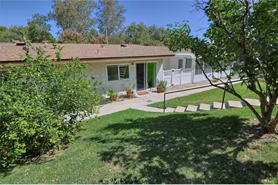 19368 Avenue Of The Oaks, Newhall, CA 91321 - Photo 24