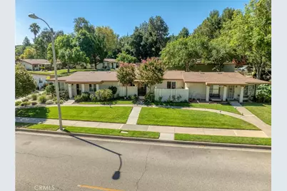 19368 Avenue Of The Oaks, Newhall, CA 91321 - Photo 2