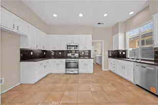 36046 Joltaire Way, Winchester, CA 92596 - Photo 16