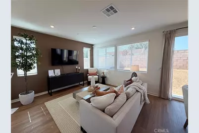 34307 Chelsie Ln, Yucaipa, CA 92399 - Photo 8