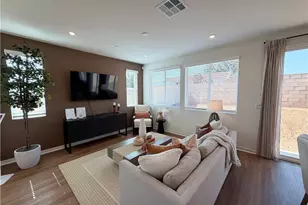 34307 Chelsie Ln, Yucaipa, CA 92399 - Photo 8