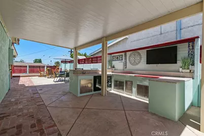 315 E Monterey, Corona, CA 92879 - Photo 32