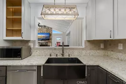 315 E Monterey, Corona, CA 92879 - Photo 22
