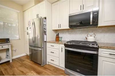 41167 Lorient Court, Murrieta, CA 92562 - Photo 8
