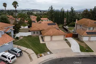 39560 Glenwood Ct, Murrieta, CA 92563 - Photo 38