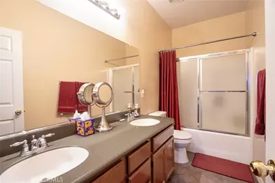 31880 Serrento, Murrieta, CA 92563 - Photo 36